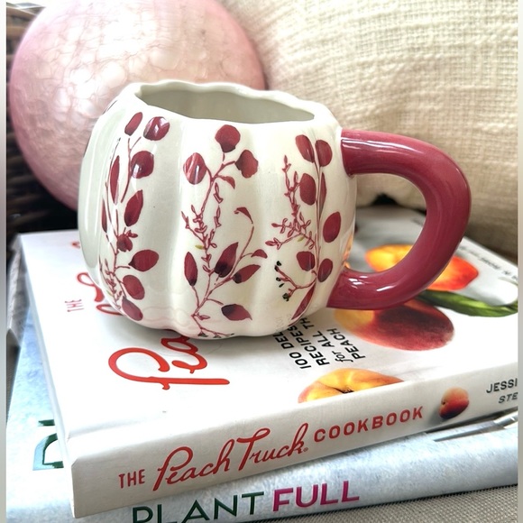 Anthropologie Floral Pumpkin- Shaped mug NWT in Wine - Picture 2 of 10